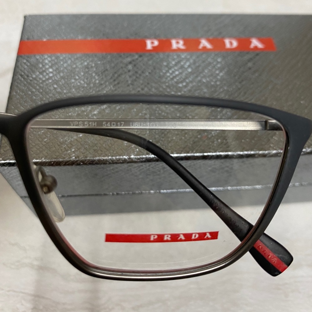 Prada Línea Rossa- Eyeglasses